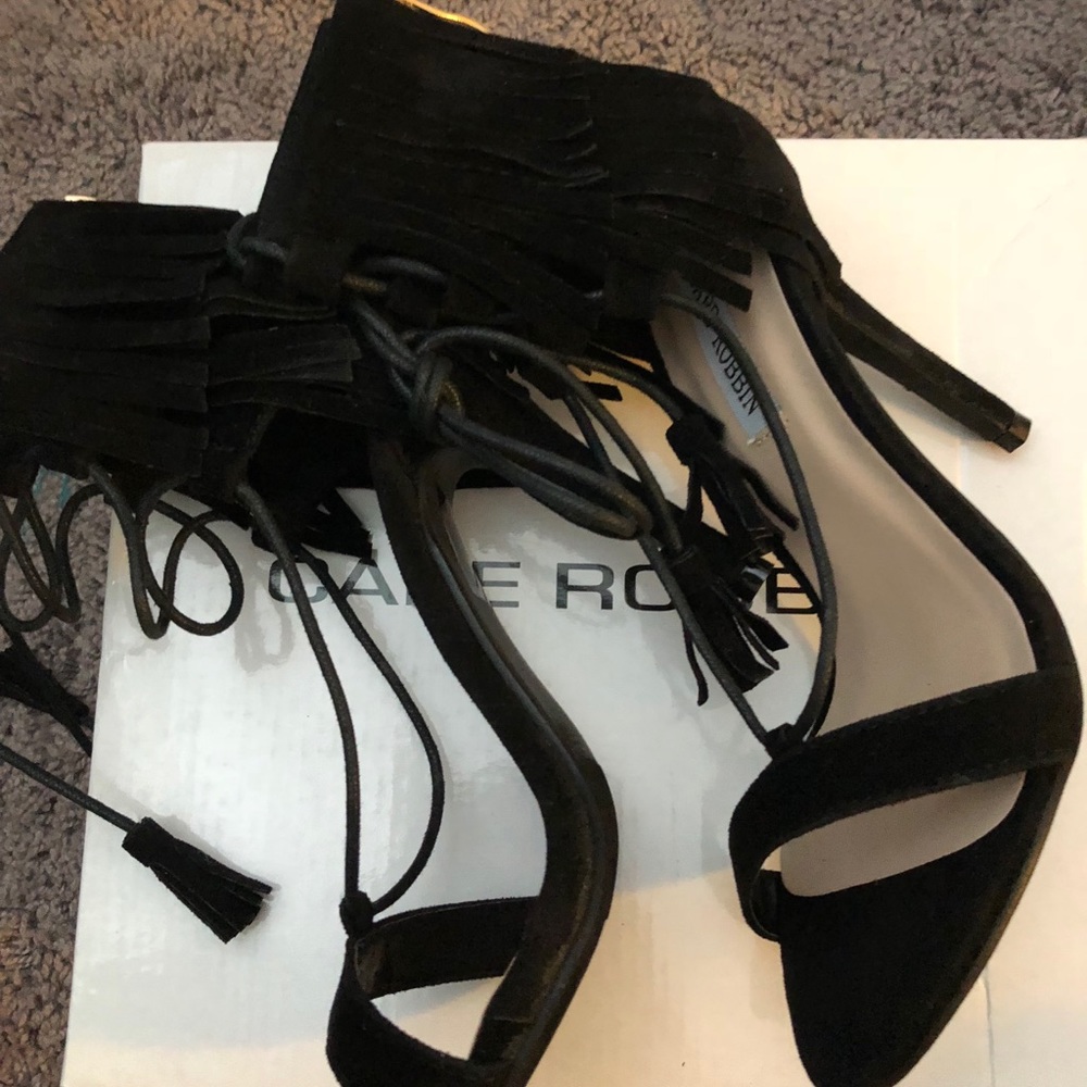 NWOT Cape Robbin heels